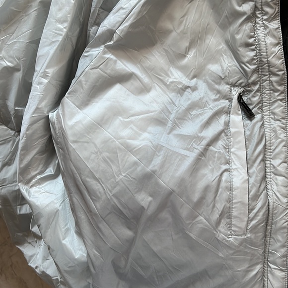 BCBG MAXARIA jacket - Picture 9 of 10